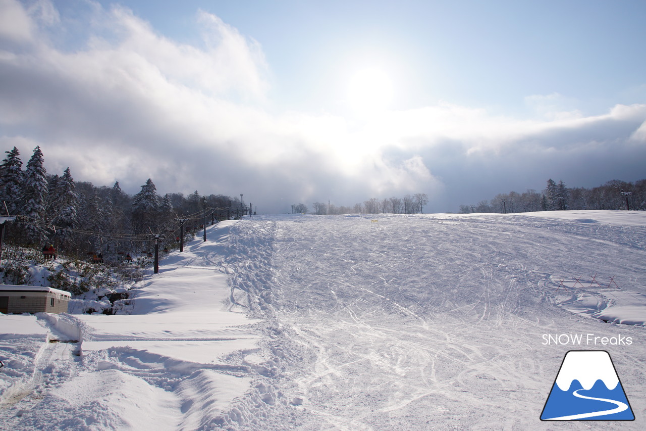 春スキーの聖地『中山峠スキー場』は、初滑りシーズンも凄かった…!!初滑りから粉雪たっぷりの2018年11月☆